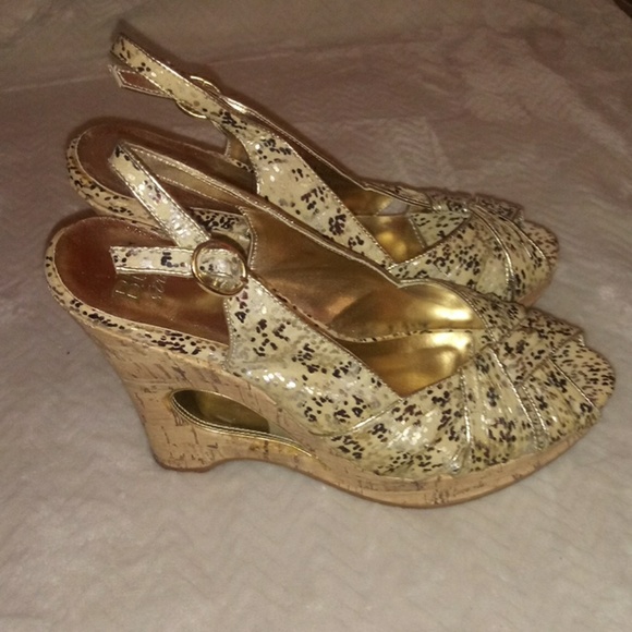 🐸Wedges worn twice - Picture 4 of 8